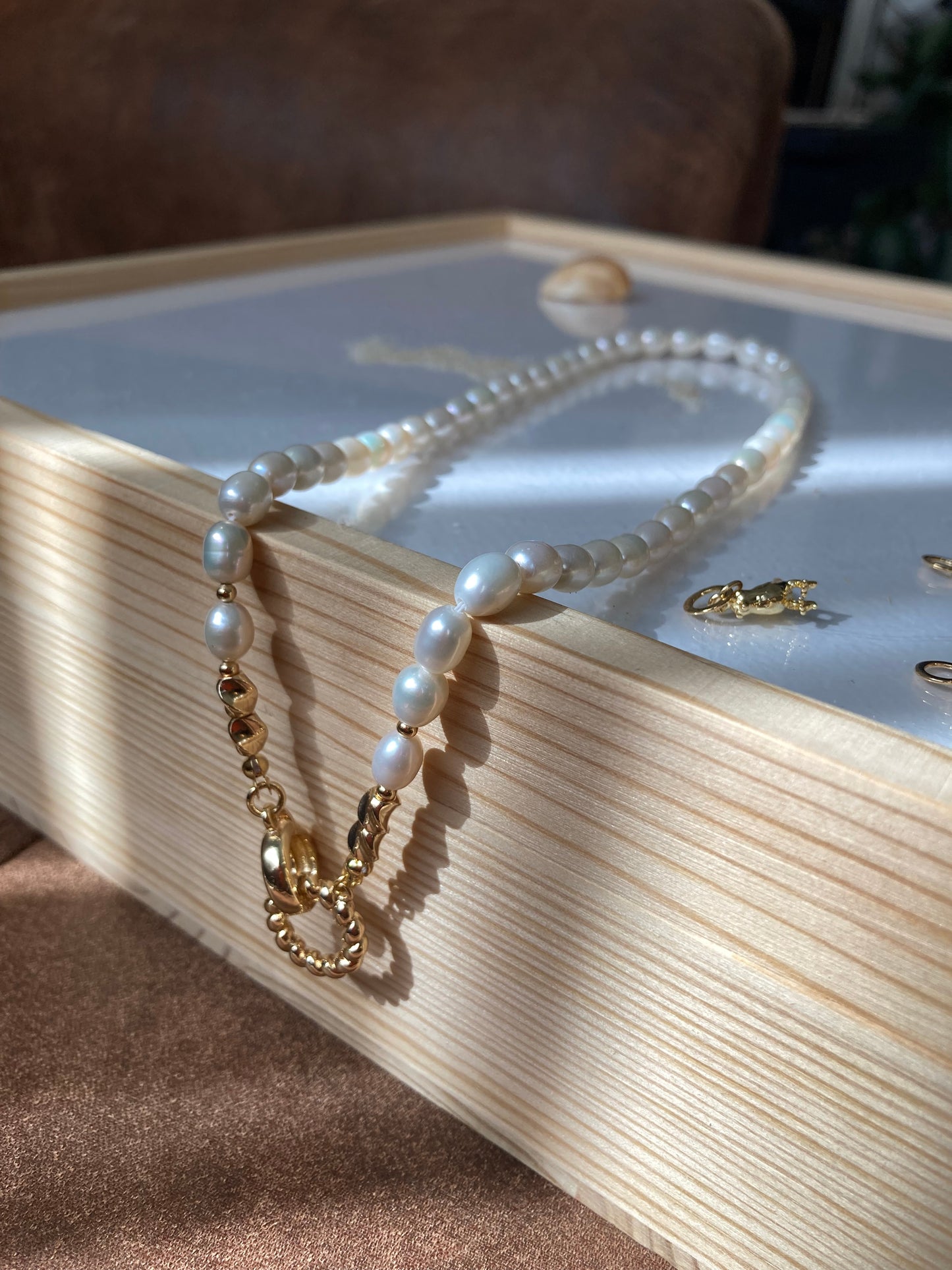Modern Design Fine Freshwater Pearl Choker Necklace