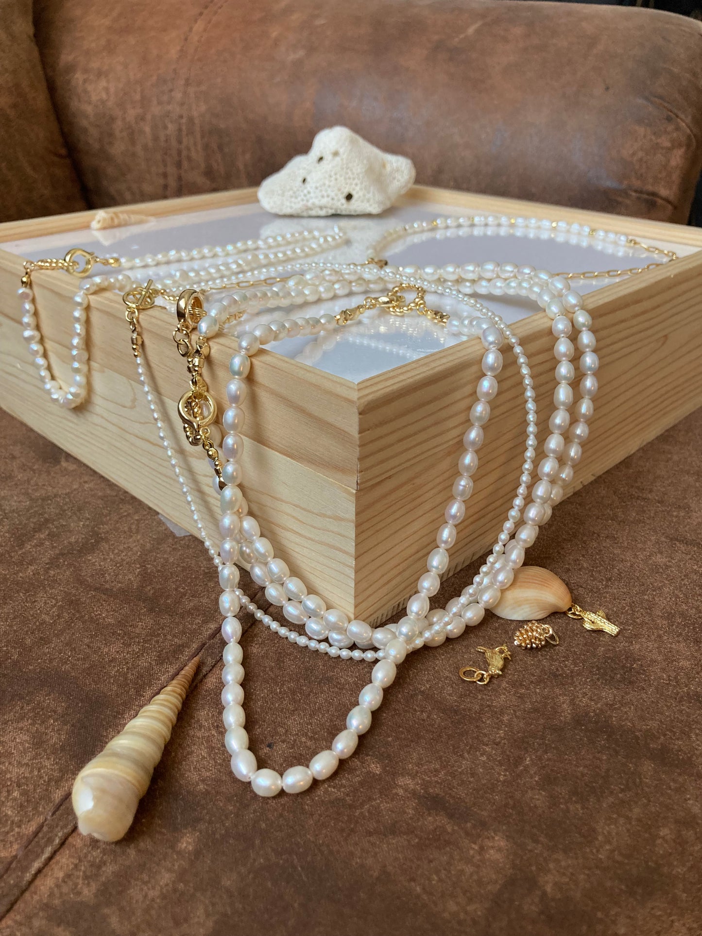Modern Design Fine Freshwater Pearl Choker Necklace