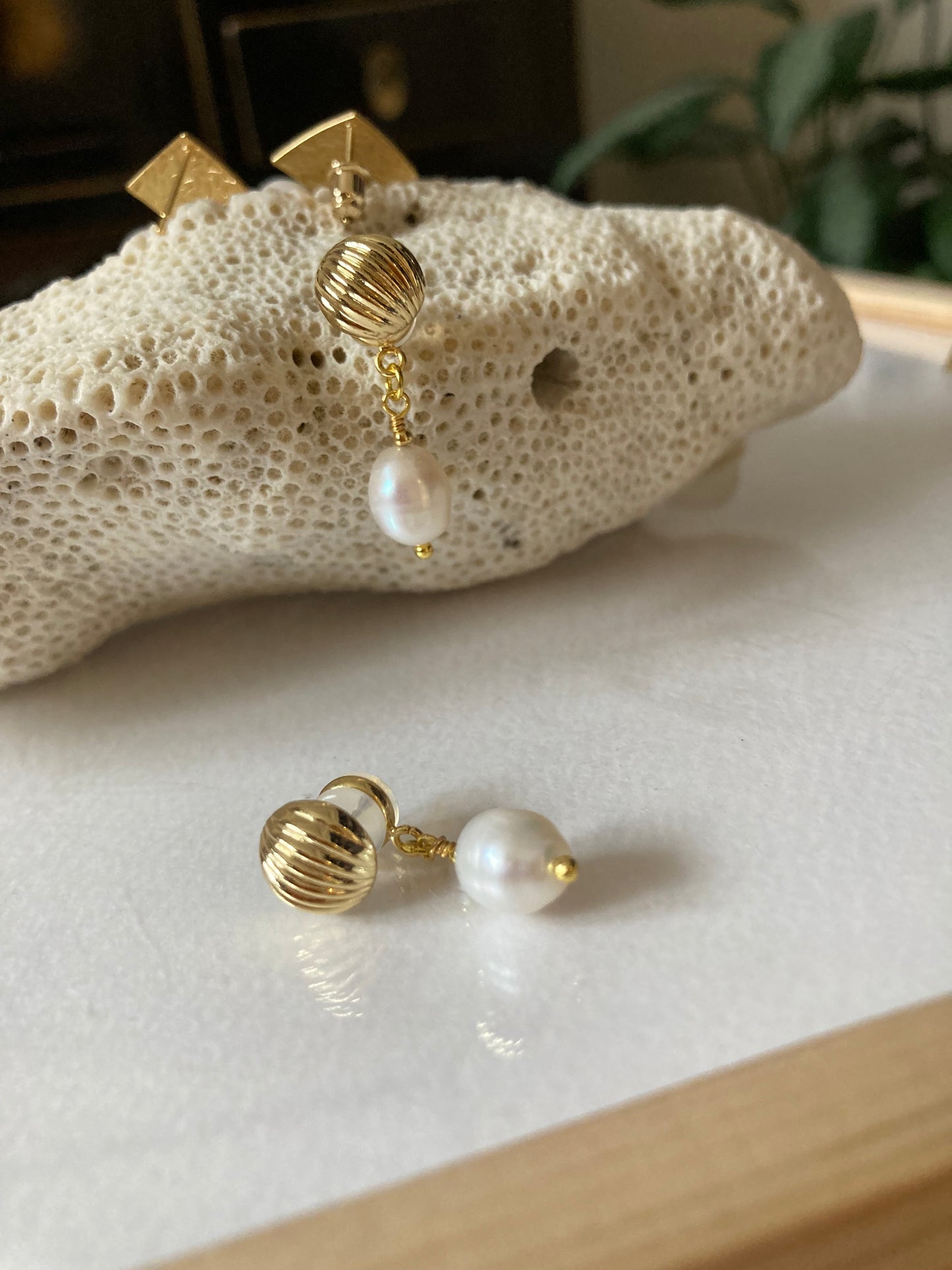 Ida• 3-way to style Interchangeable Freshwater Pearl Drop Earrings
