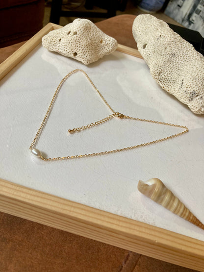 Simplicity Design Fine Freshwater Pearl Necklace