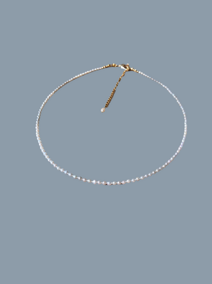 Lynn • Chic Tiny Freshwater Pearl Choker Necklace