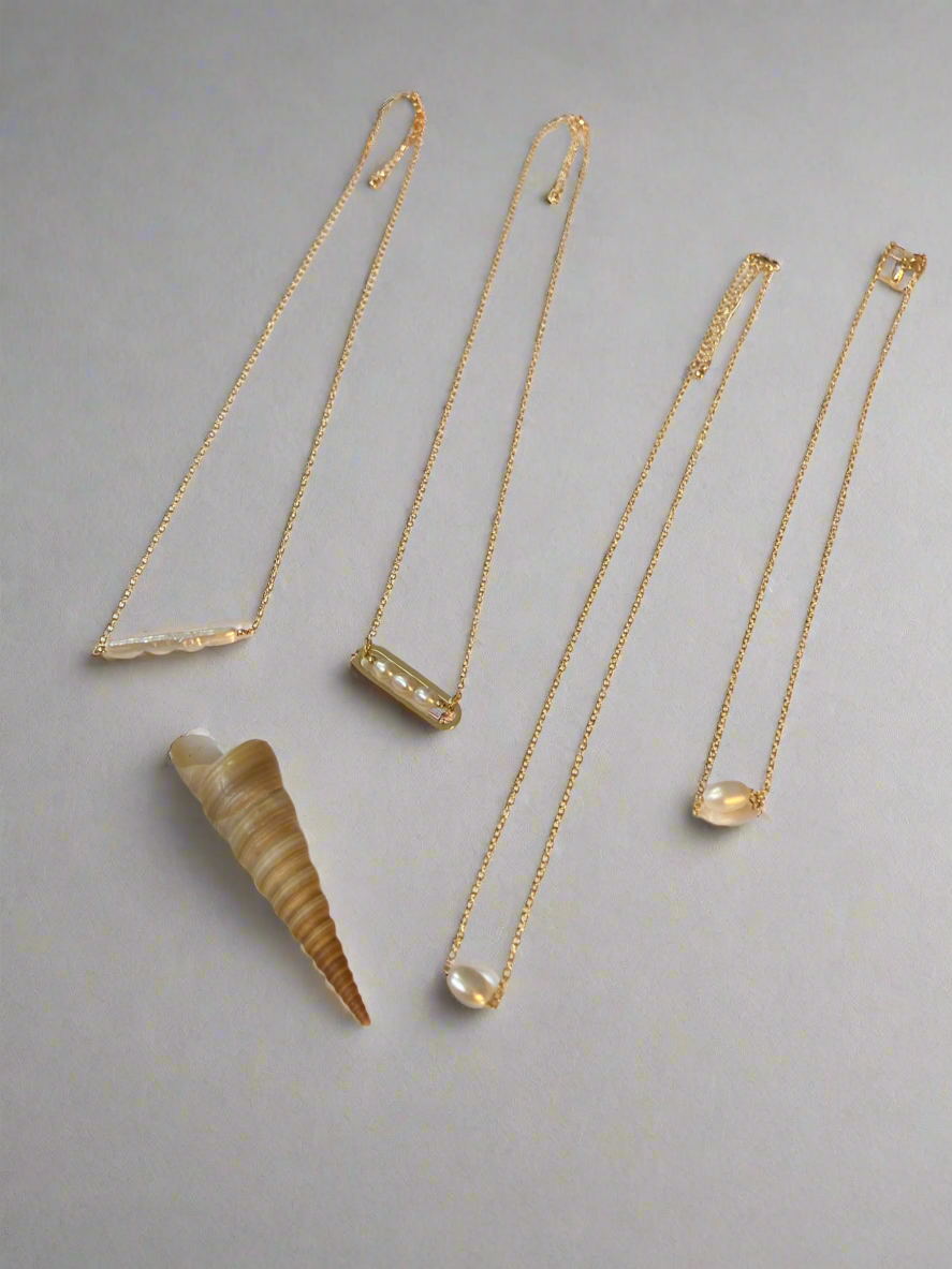 Simplicity Design Fine Freshwater Pearl Necklace