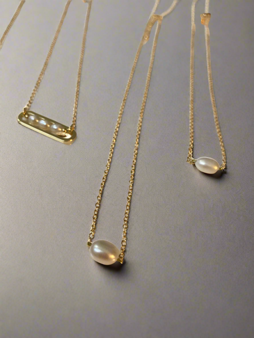 Simplicity Design Fine Freshwater Pearl Necklace