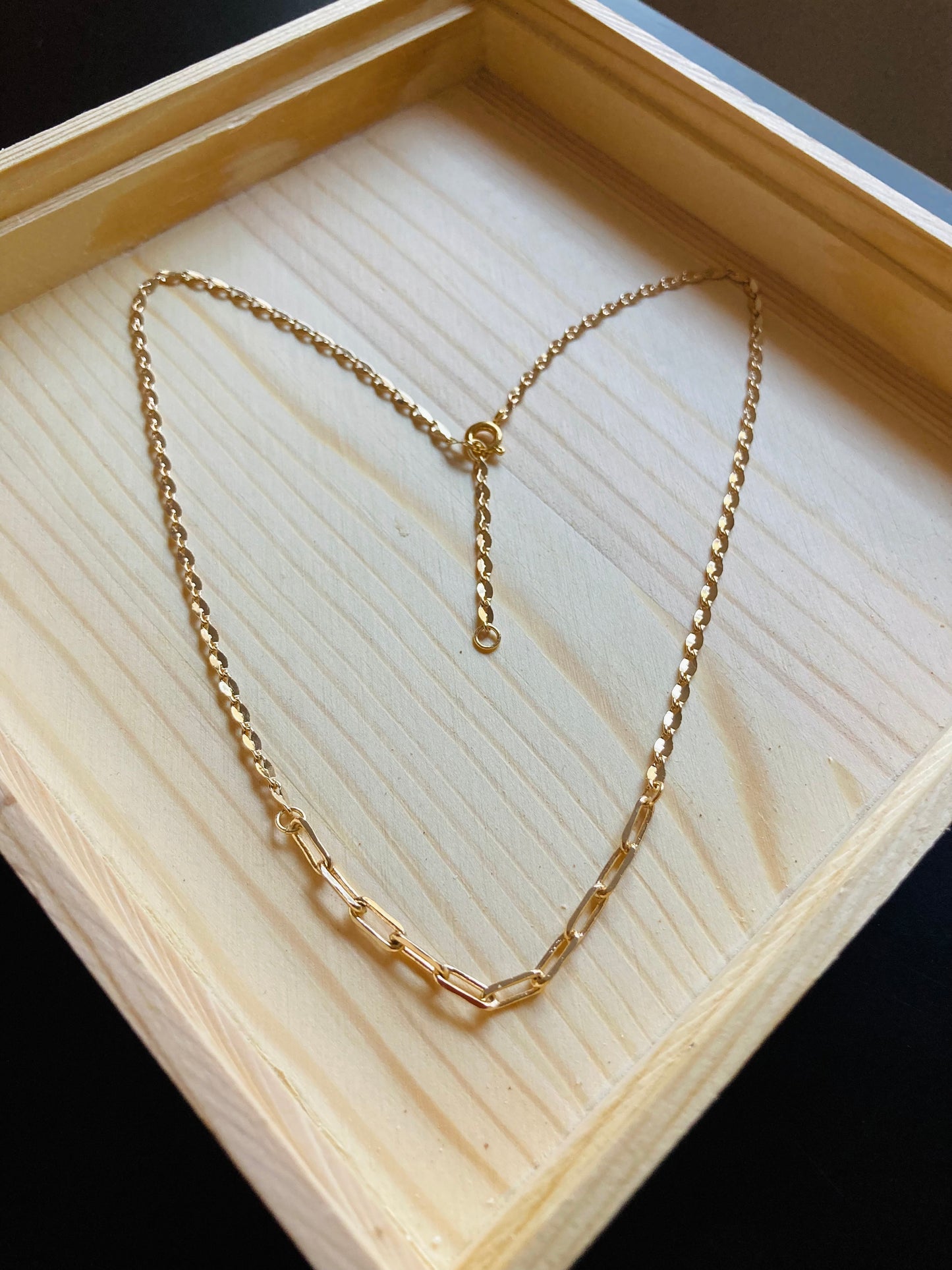 Chic Mix & Match Golden Chain Choker Necklace Set