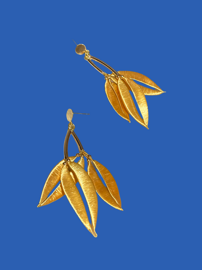 Statement Golden Silky Tree Leaf Floral Studs Earrings - Tree of Life