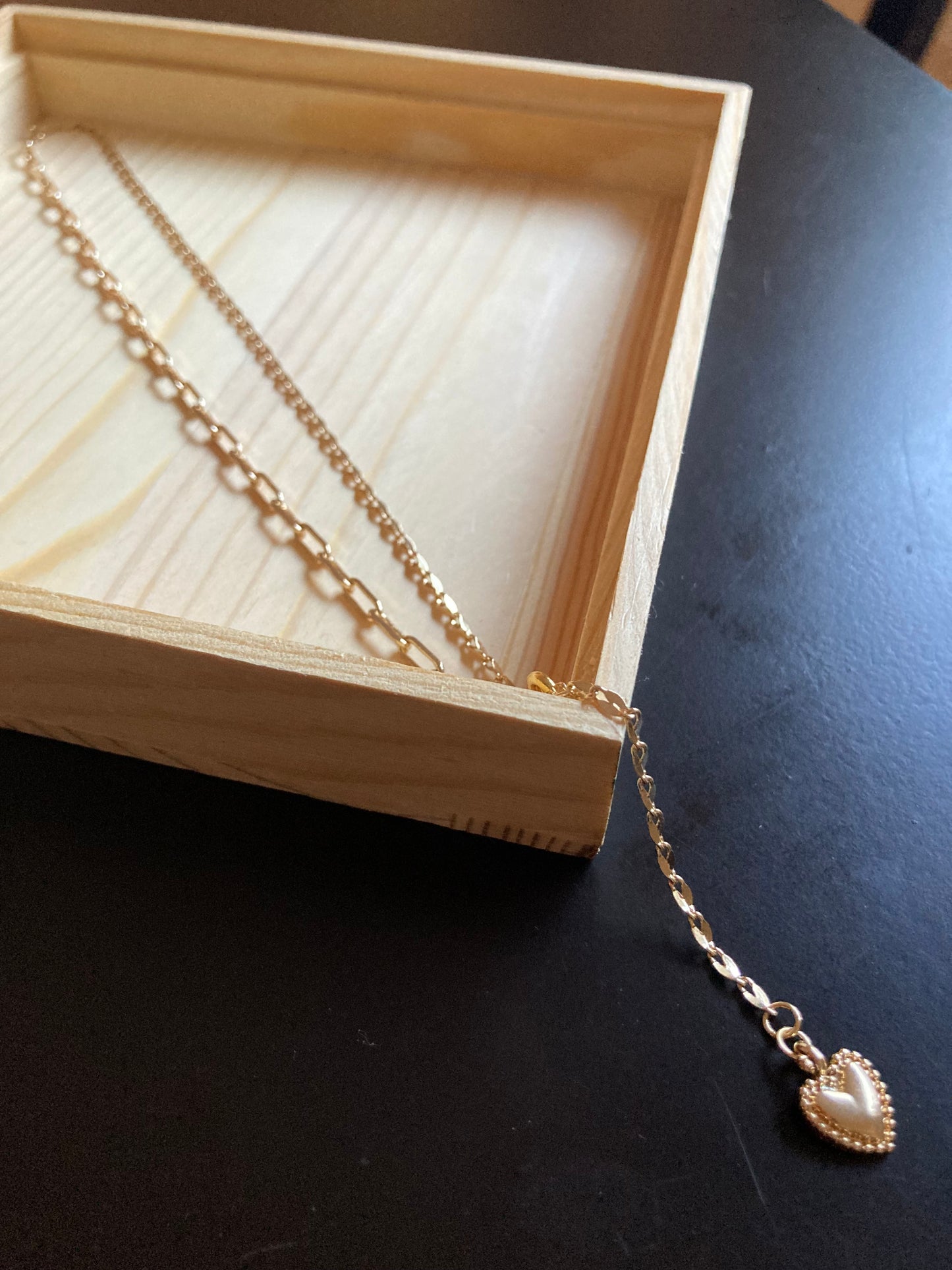 Chic Mix & Match Golden Chain Choker Necklace Set