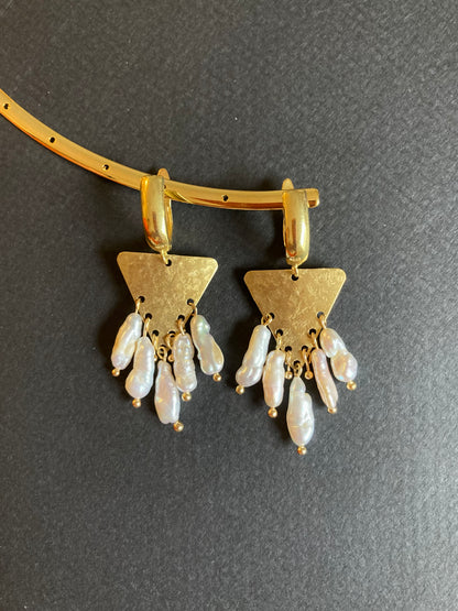 Tulum•Unique Hand Hammered Golden Geometric Freshwater Pearl Earrings