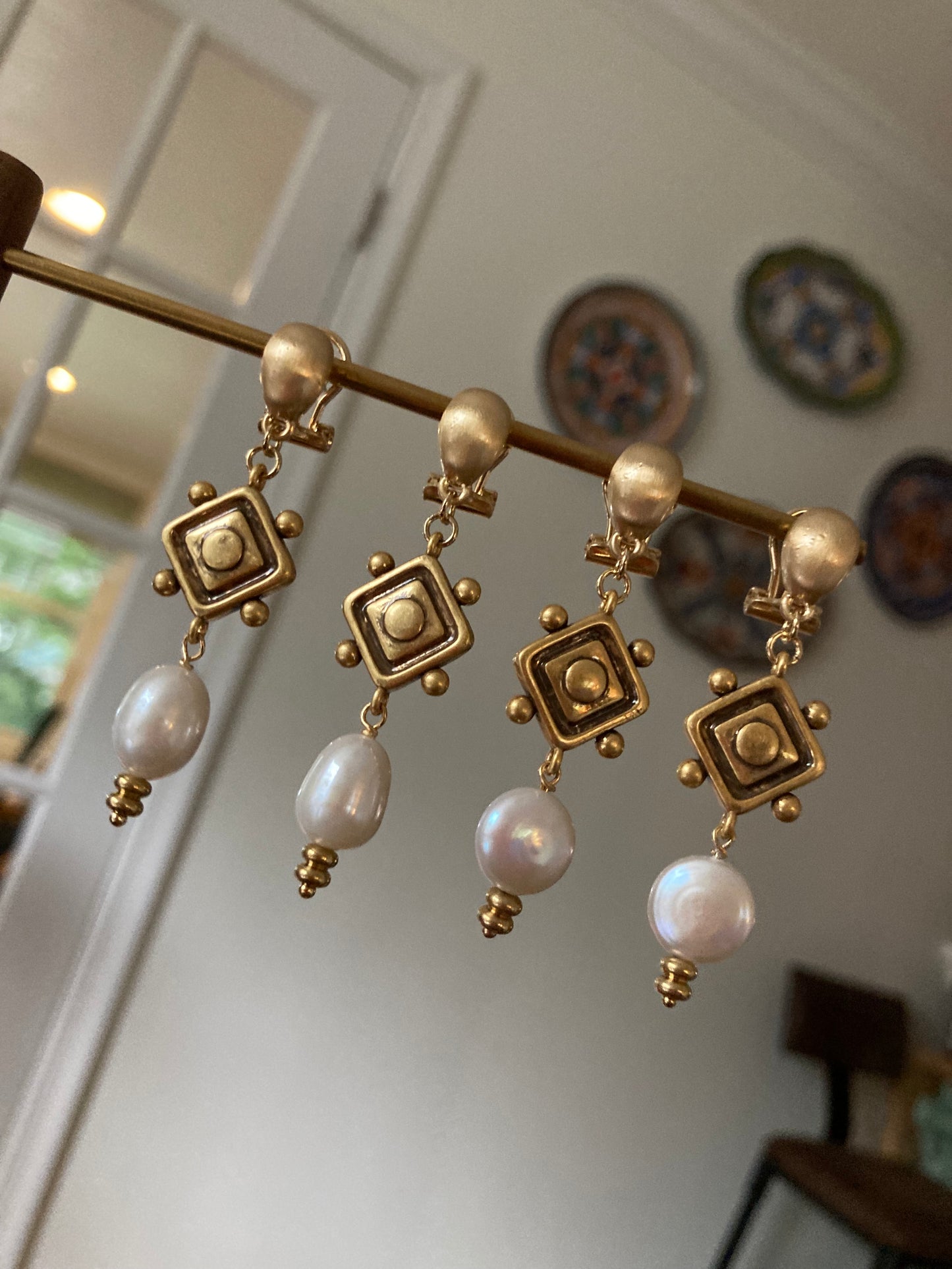 Freshwater Pearls Gold Stud Earrings (Copy)