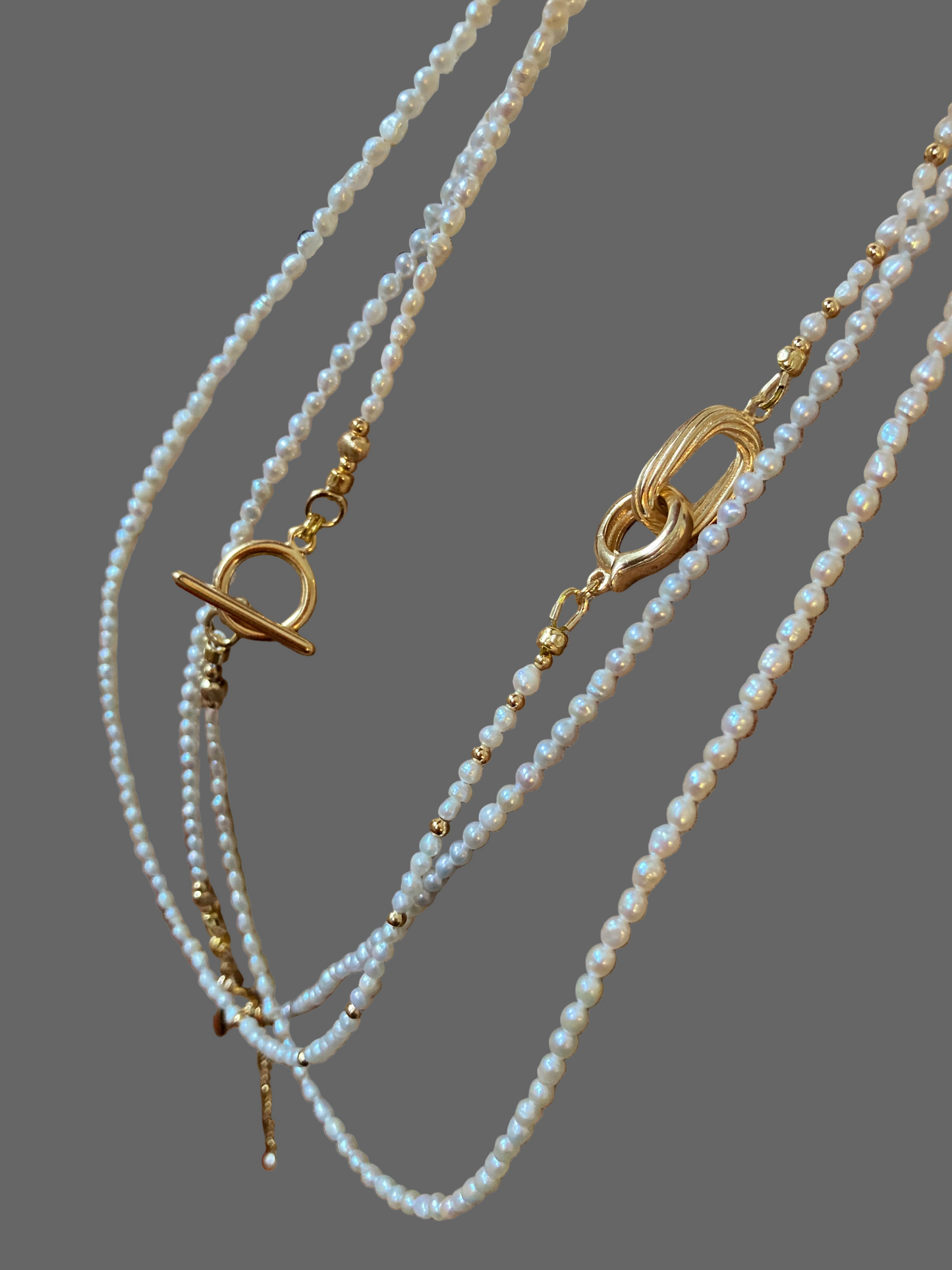 Lynn • Chic Tiny Seed Freshwater Pearl Choker Necklace