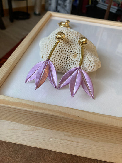 Elegante Handmade Lavender Purple Silky Thread Floral Studs Earrings-Versatile Cultural Jewelry