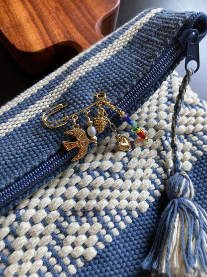 Freshwater Pearl Brooch-
Versatile & Unisex Design