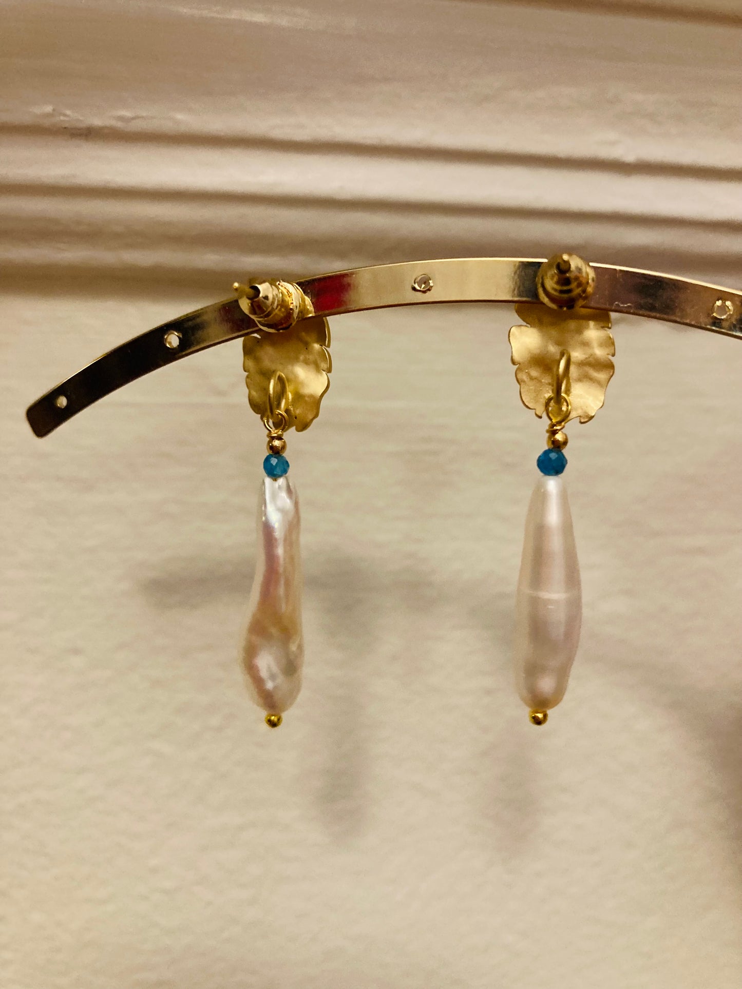 Freshwater Pearl Gemstone Gold Stud Earrings