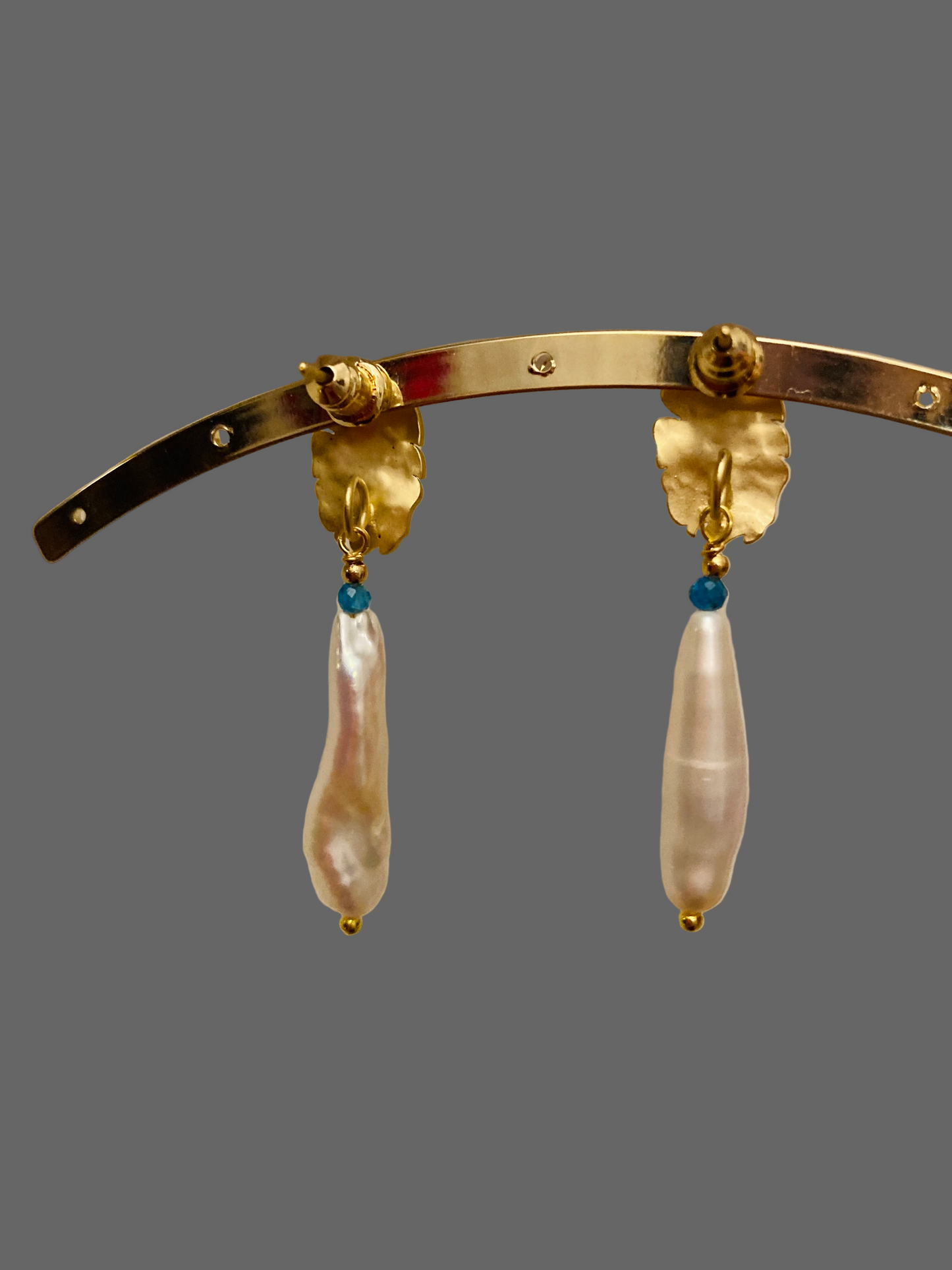 Freshwater Pearl Gemstone Gold Stud Earrings