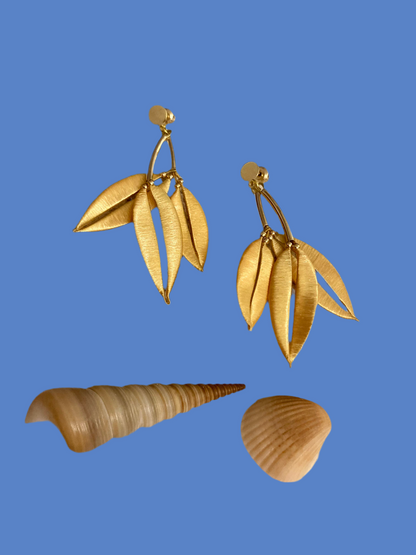 Statement Golden Silky Tree Leaf Floral Studs Earrings - Tree of Life