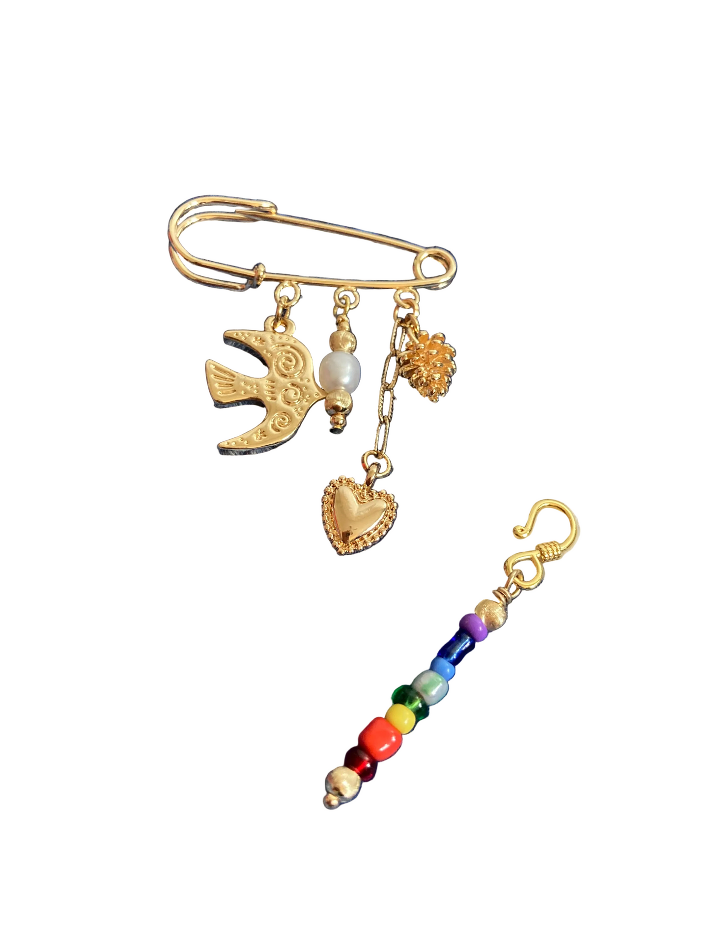 Freshwater Pearl Brooch-
Versatile & Unisex Design