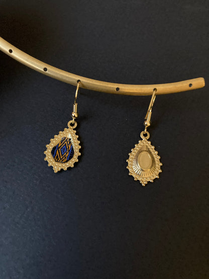 Aztec-Golden Contemporary Design Dangling Earrings