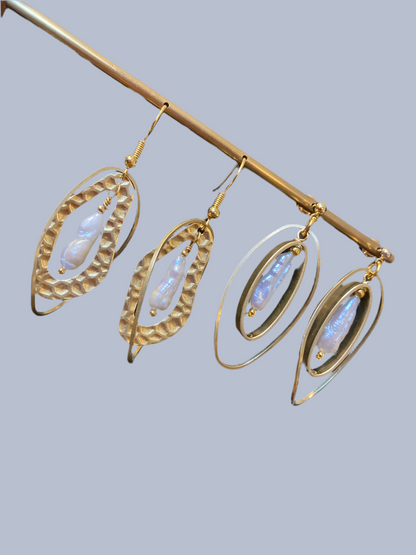 Lynn T• Tulum• Freshwater Pearl Modern Geometric Design Golden Dangling Earrings