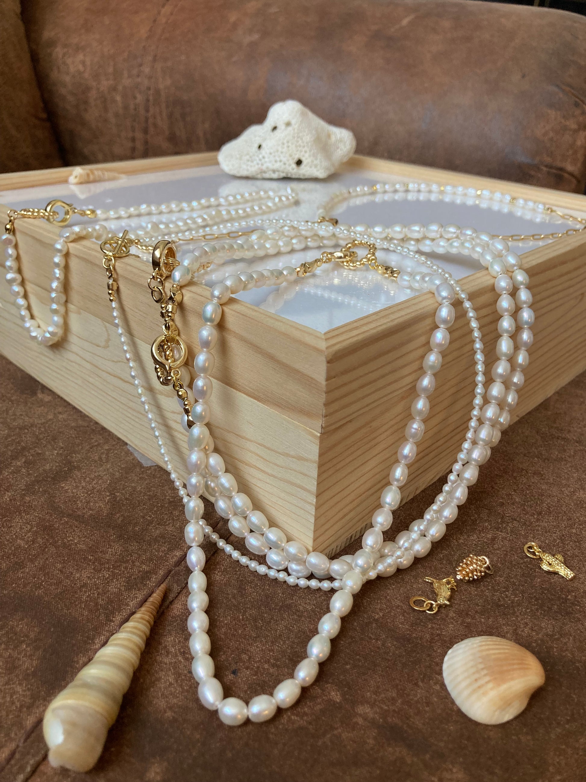 Modern Design Fine Freshwater Pearl Choker Necklace