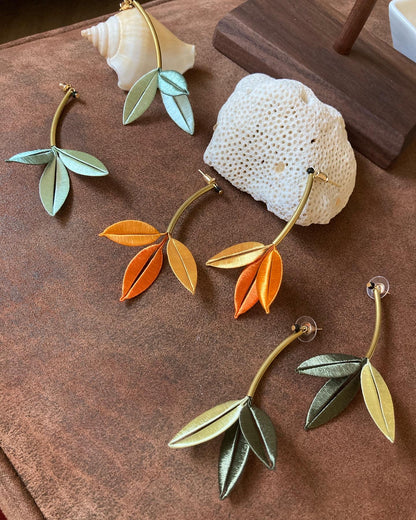 Caroline•Unique Design Shiny Hand-wrapped Silky Threads Leaves Earrings