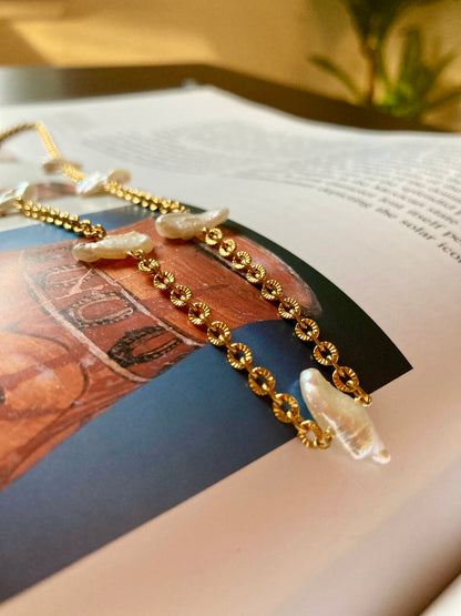 Unique Freshwater Pearl Gold Chain Necklace