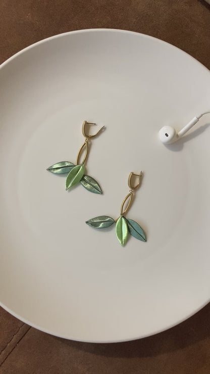 Unique Design Elegant Hand-wrapped Shiny Green Silky Thread Floral Earrings