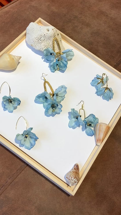 Elegante Hand-Painted Flamingo Floral Earrings•One-of-a-Kind
