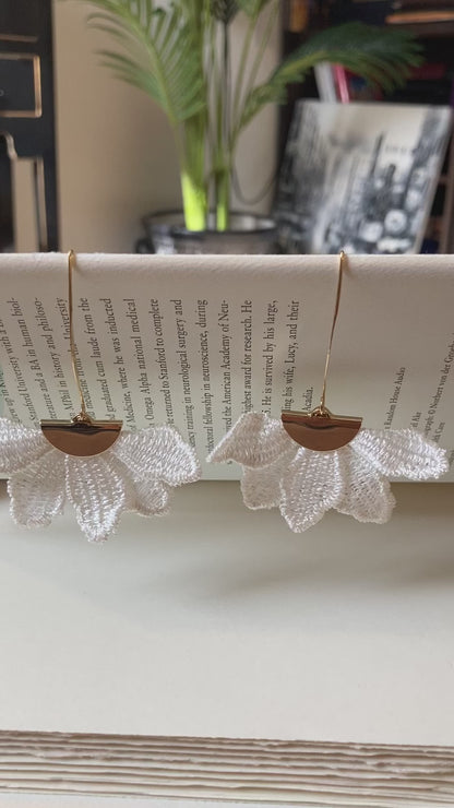 Eleanor•Statement Simplicity Design White Floral Dangling Earrings