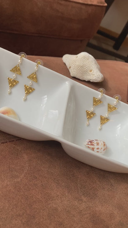 Unique Geometric Design Freshwater Pearl Golden Stud Earrings